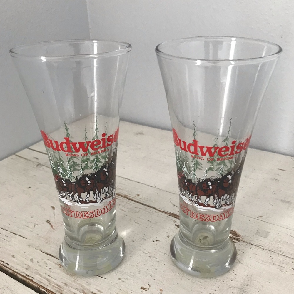 Vintage Pair of Budweiser Beer Glasses
